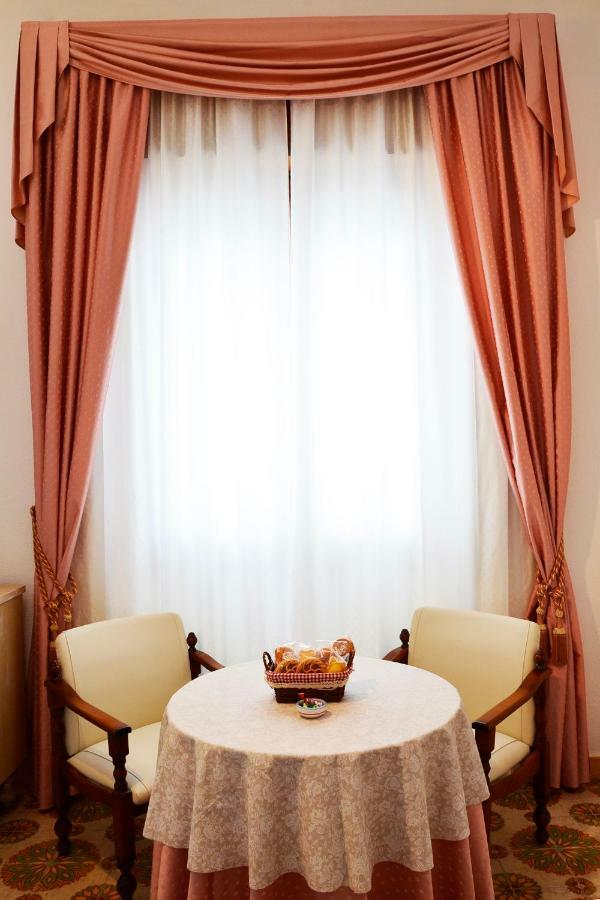 B&B Antica Dimora Olbia Ngoại thất bức ảnh